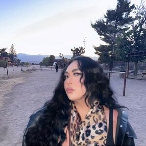 Meet your Posher, Janet